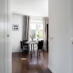 Espresso Center Elektoralna Апартаменты *